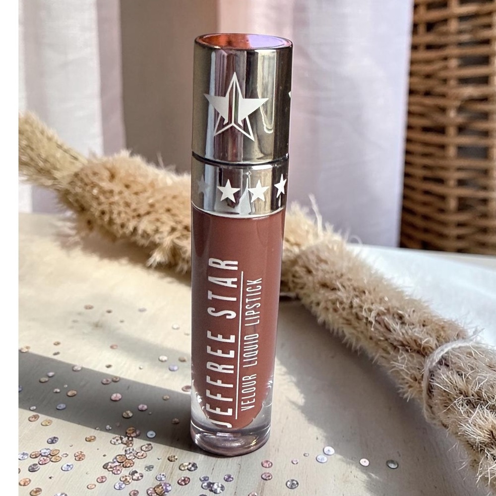 Jeffree Star Cosmetics - Velour Liquid Lipstick - Shade: "Tax Break"‎ - *NIB*